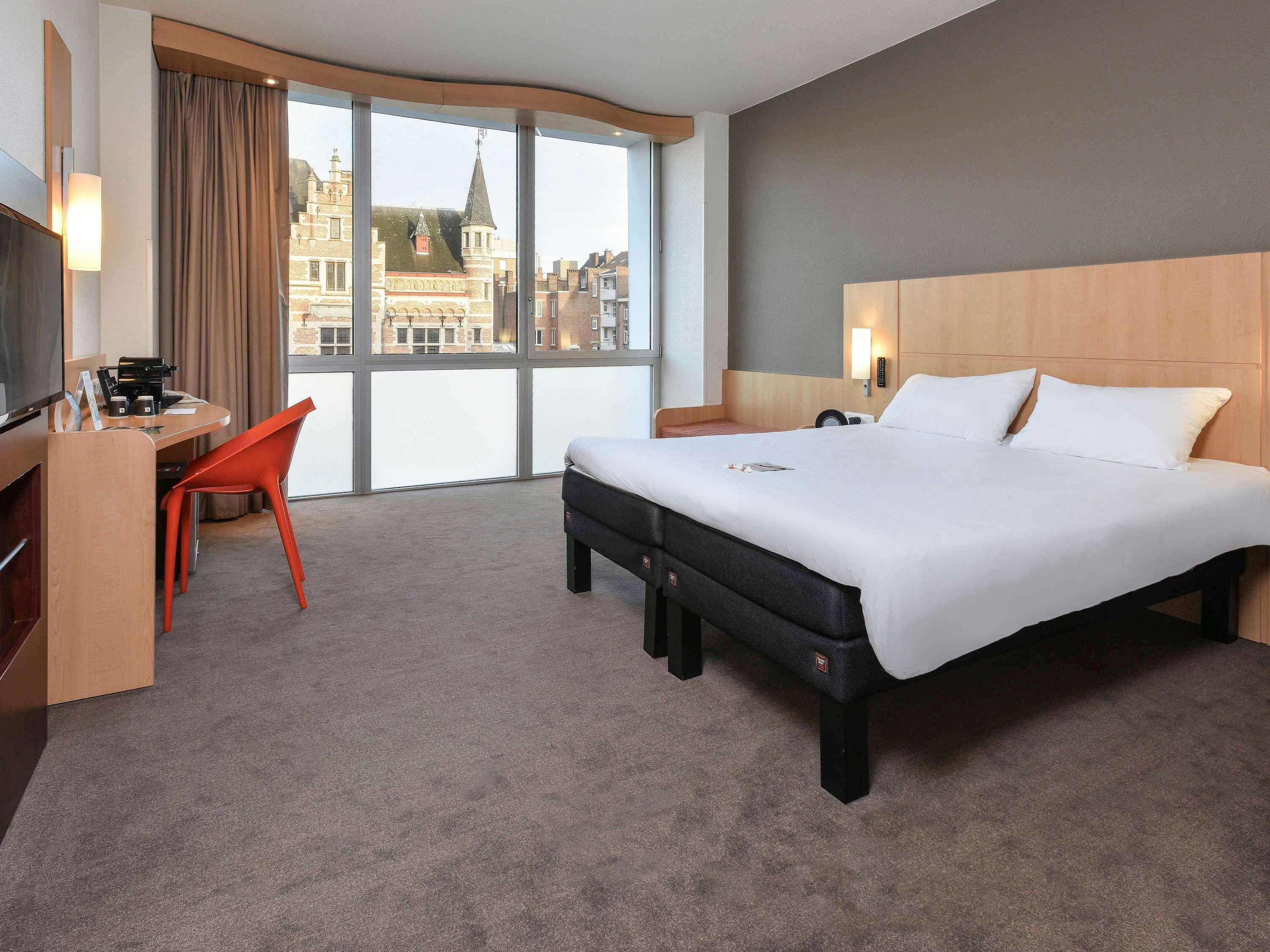 Ibis Kortrijk Centrum Dış mekan fotoğraf