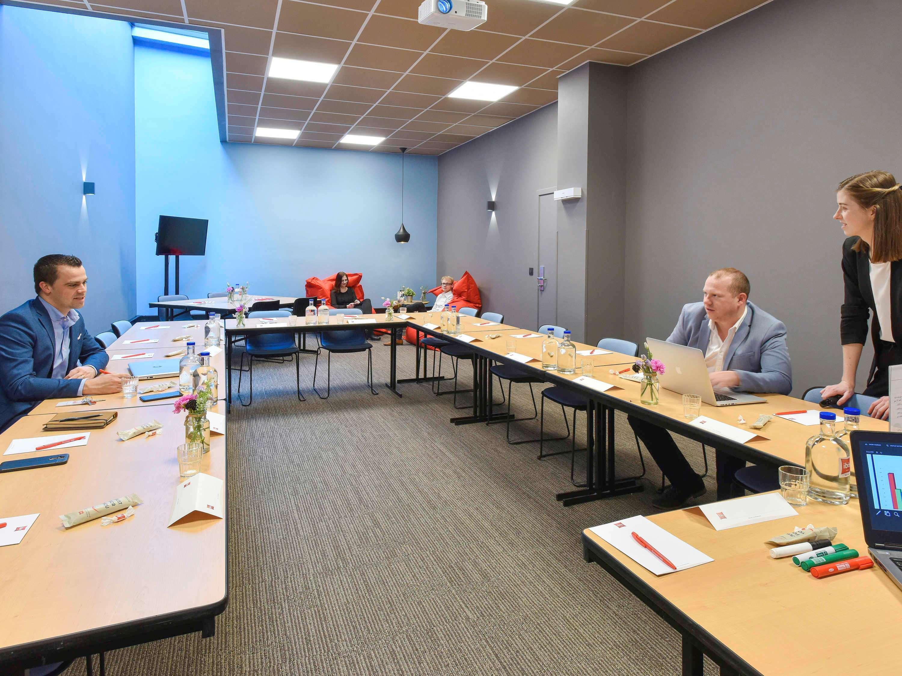Ibis Kortrijk Centrum Dış mekan fotoğraf