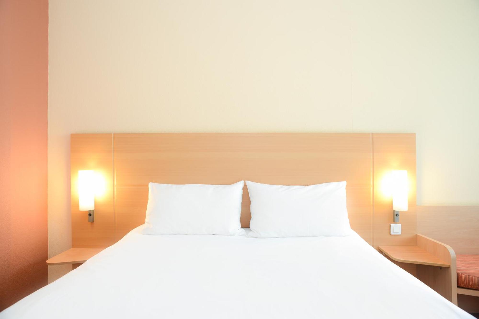 Ibis Kortrijk Centrum Dış mekan fotoğraf