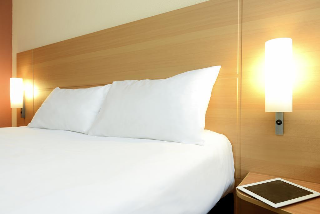 Ibis Kortrijk Centrum Dış mekan fotoğraf
